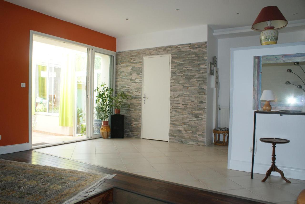 Spacieuse Maison De Village Climatisee Avec Jardin Patio Bessan Екстер'єр фото