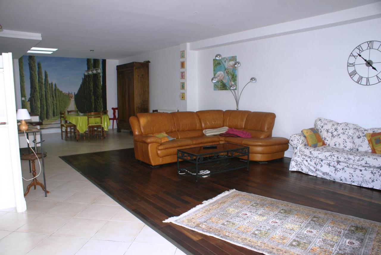 Spacieuse Maison De Village Climatisee Avec Jardin Patio Bessan Екстер'єр фото
